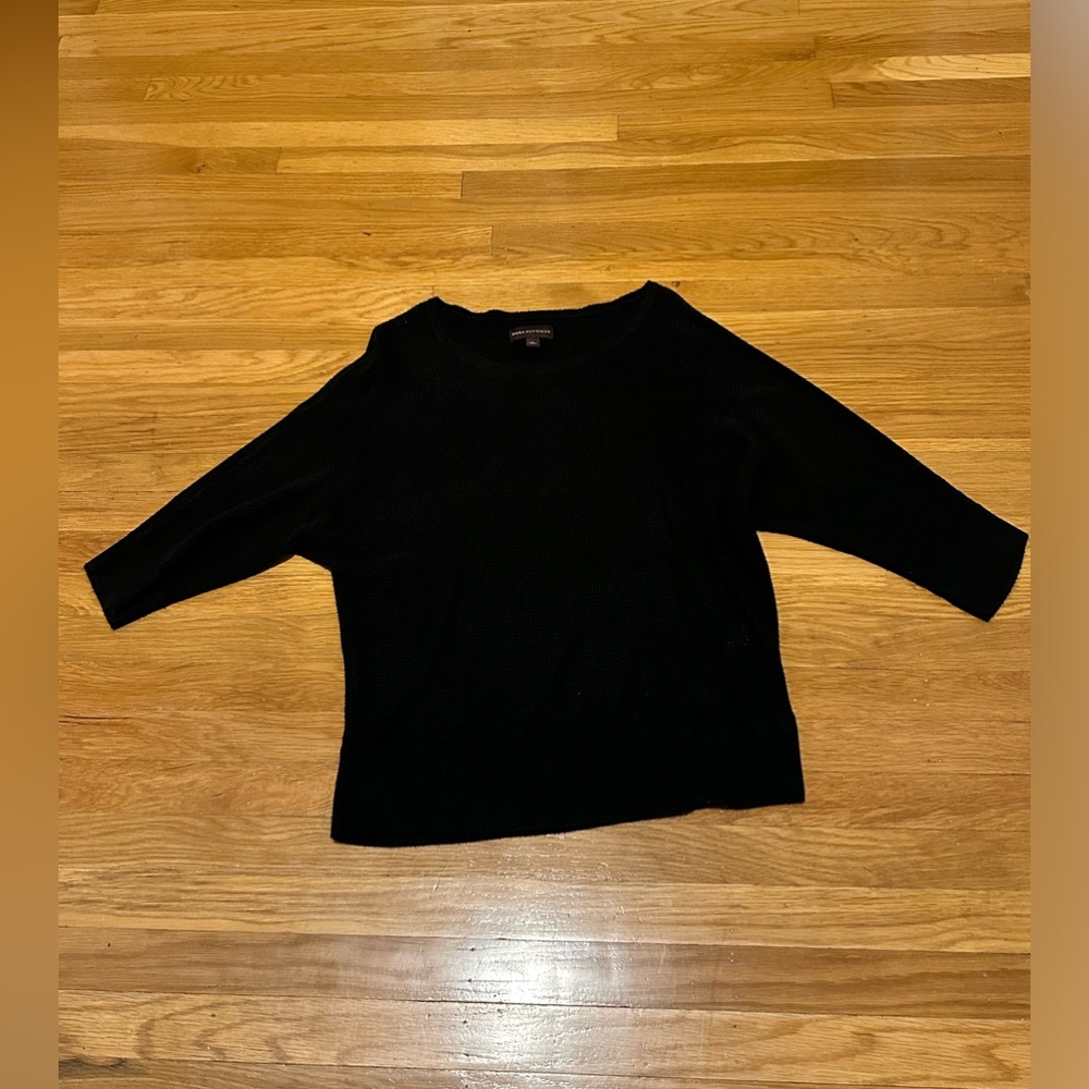 Simple black textured sweater  pairs with everything ! Large